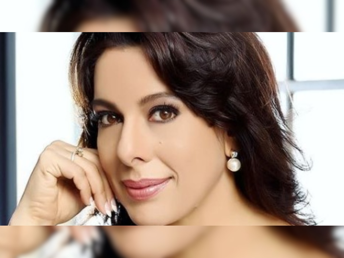 'Money kills conscience': Netizens irked at Pooja Bedi's anti COVID lockdown post, she defends her stance 