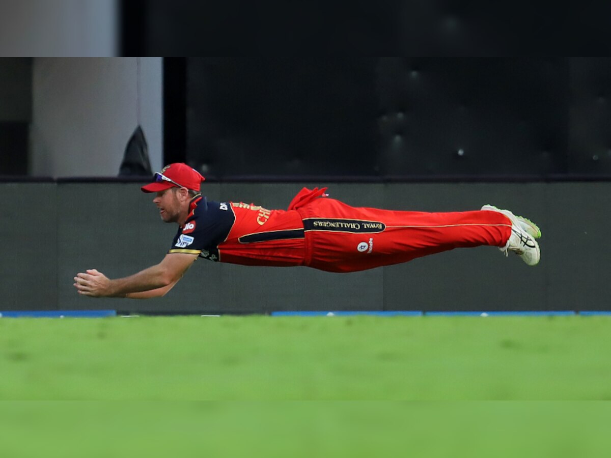 IPL 2021 RCB vs KKR: Dan Christian flies across, snatches stunner to dismiss Shubman Gill