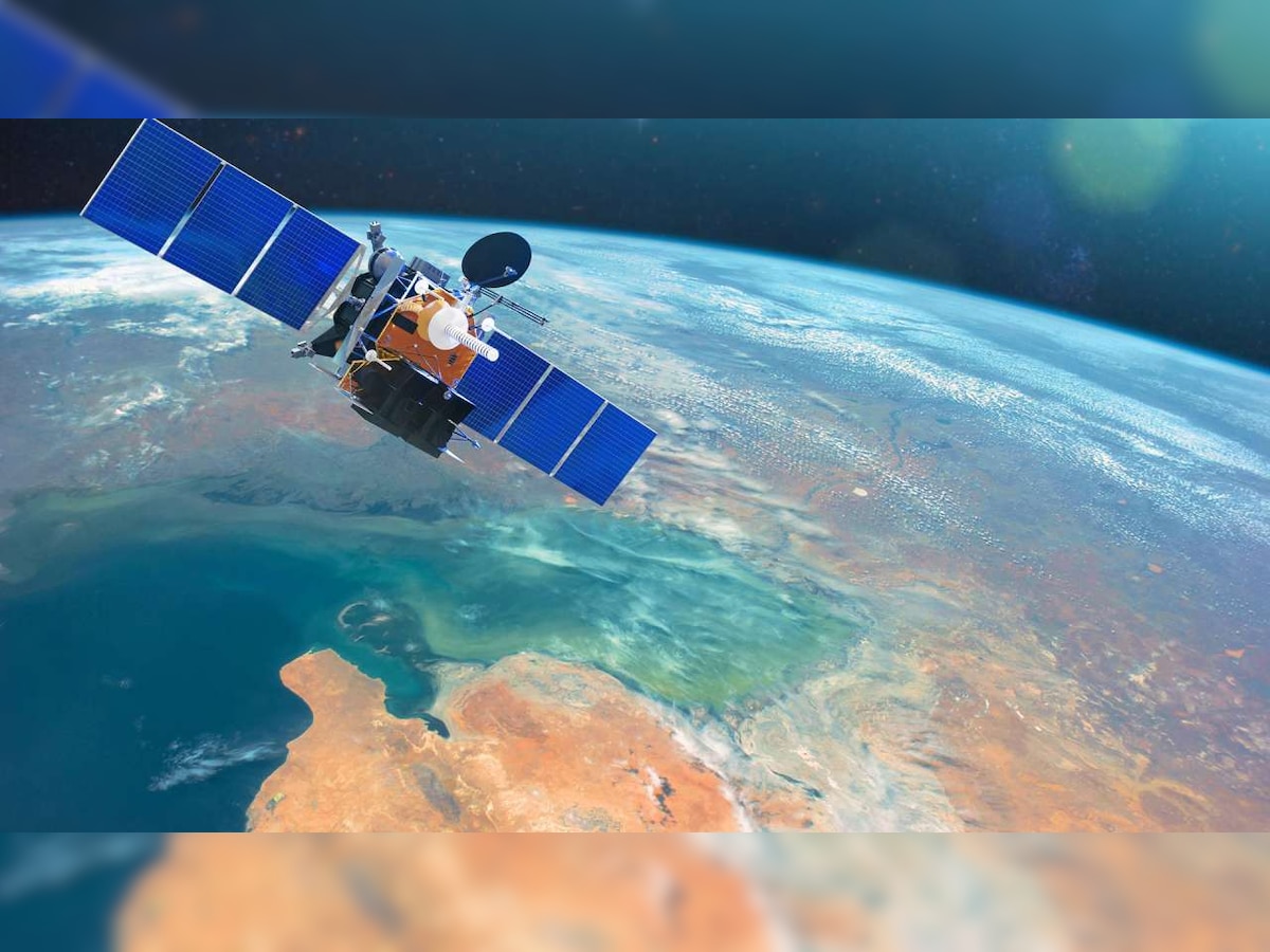 China launches robot prototype capable of catching space debris with net