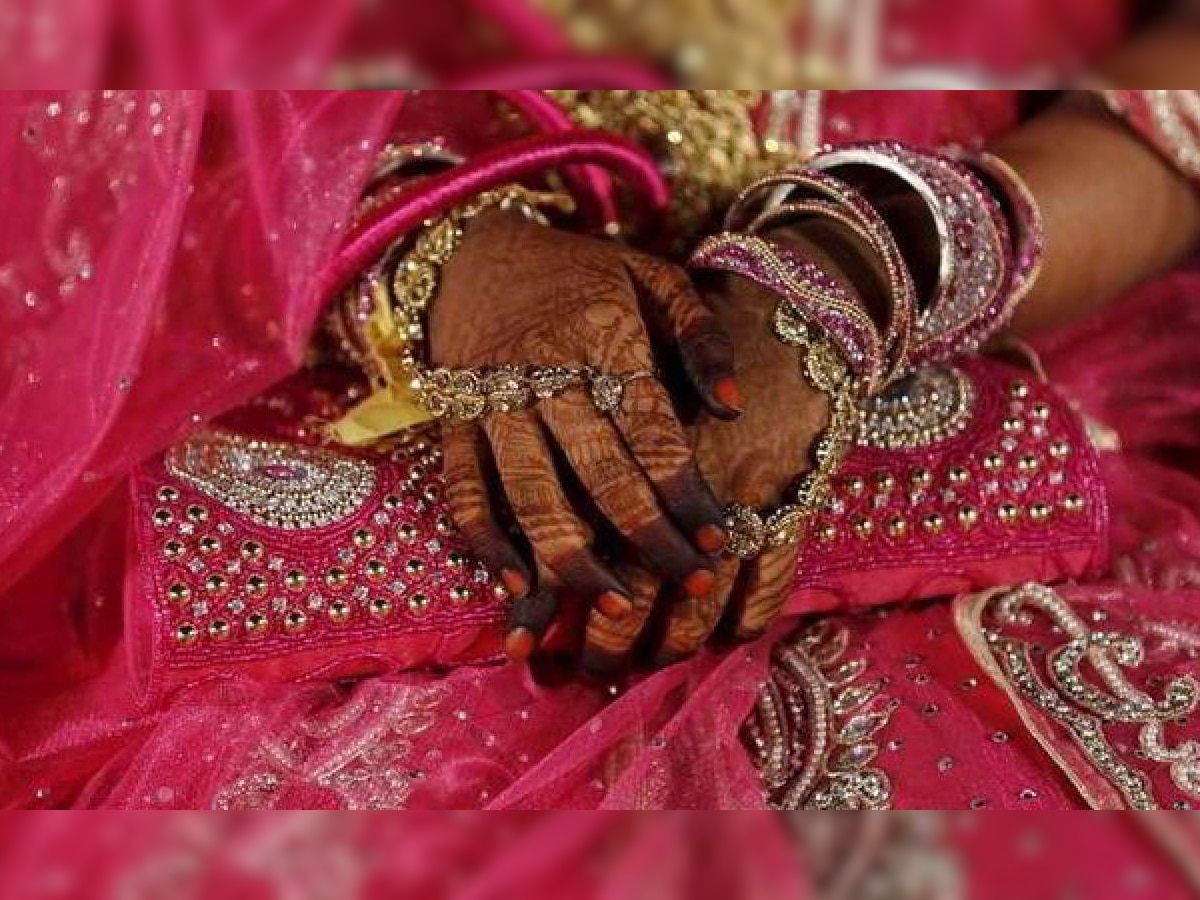 Bride dies during wedding, groom made to marry her sister