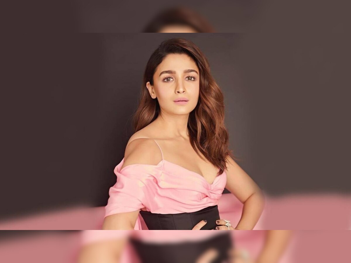 Alia Bhatt shares cute then-and-now photo, boyfriend Ranbir Kapoor's sister Riddhima Kapoor Sahni reacts