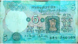 Get Rs 30,000 in exchange of 5 rupee note, here's how