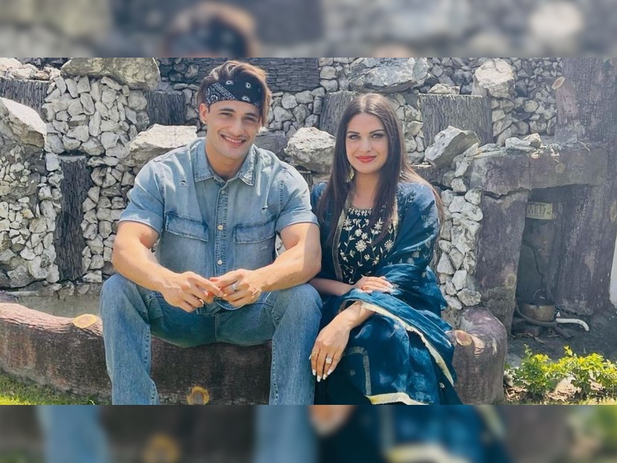 Asim Riaz shares photos with Himanshi Khurana, fans call them ‘best couple ever’