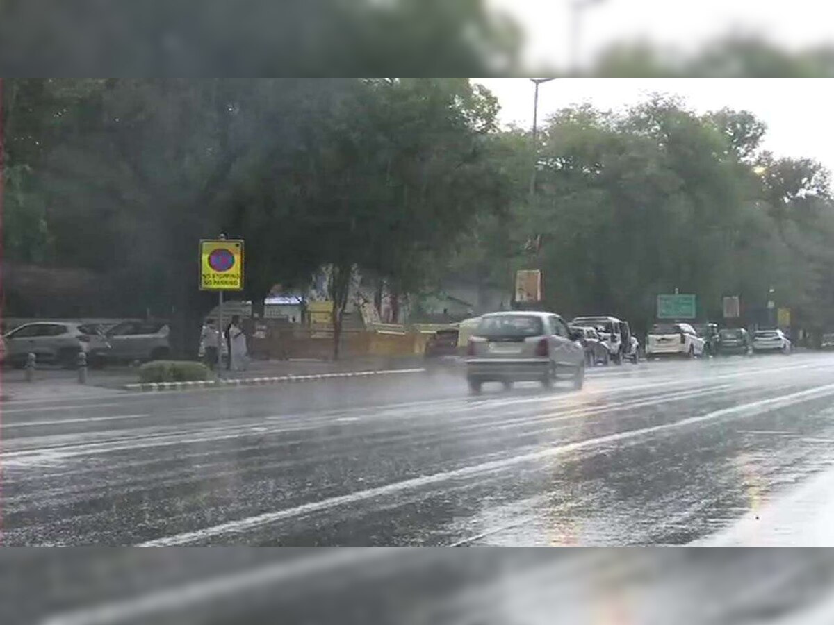 Delhi-NCR weather update today: Thunderstorms and rain likely, says IMD