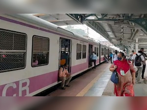 Mumbai local trains latest news: BAD news for passengers - Details inside