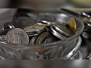 Get Rs 1.5 lakh in exchange of 1 rupee coin, here's how