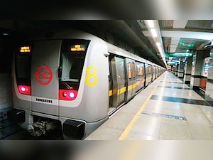 Delhi Metro service update: Yellow Line Metro to run on single line from 10:30 pm till 6 am tomorrow
