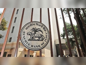 RBI New FD Rules: Here's why you should claim your money soon after the maturity of your fixed deposit