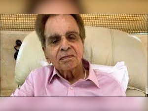RIP Dilip Kumar: PM Modi, Rahul Gandhi, Akshay Kumar, Ajay Devgn and others mourn legendary actor's demise