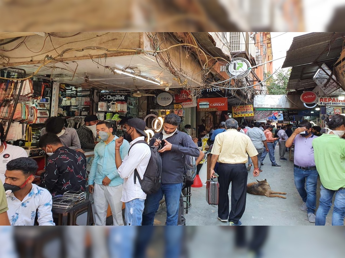 Delhi’s Gaffar, Naiwala market of Karol Bagh to remain shut till Sunday for flouting guidelines