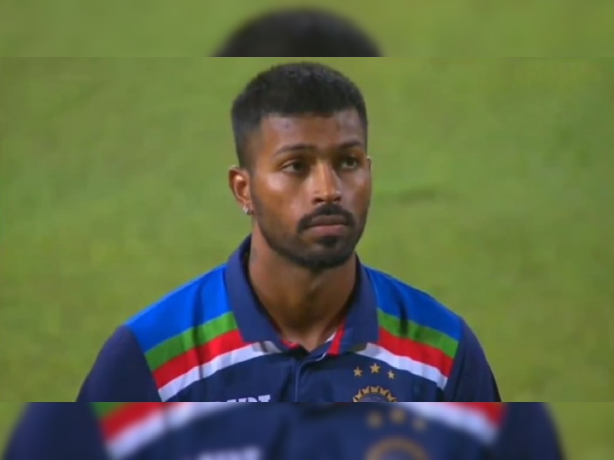 Watch: Hardik Pandya tries to lip-sync Sri Lanka's national anthem, video goes viral