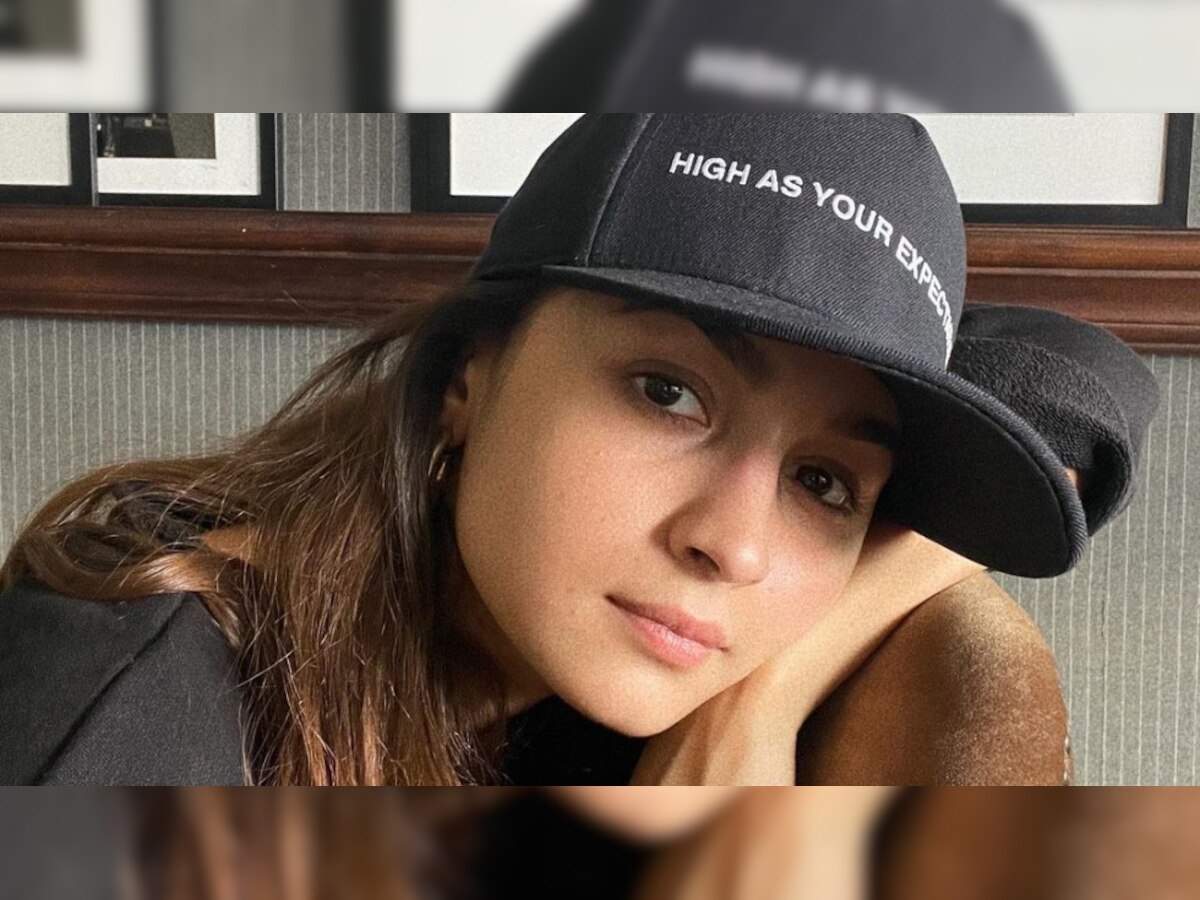 Alia Bhatt hints she is missing beau Ranbir Kapoor, reveals she stole his belongings