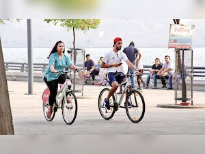 Boost for cycling in India: 11 cities conferred Cycling Pioneers award, given funds 