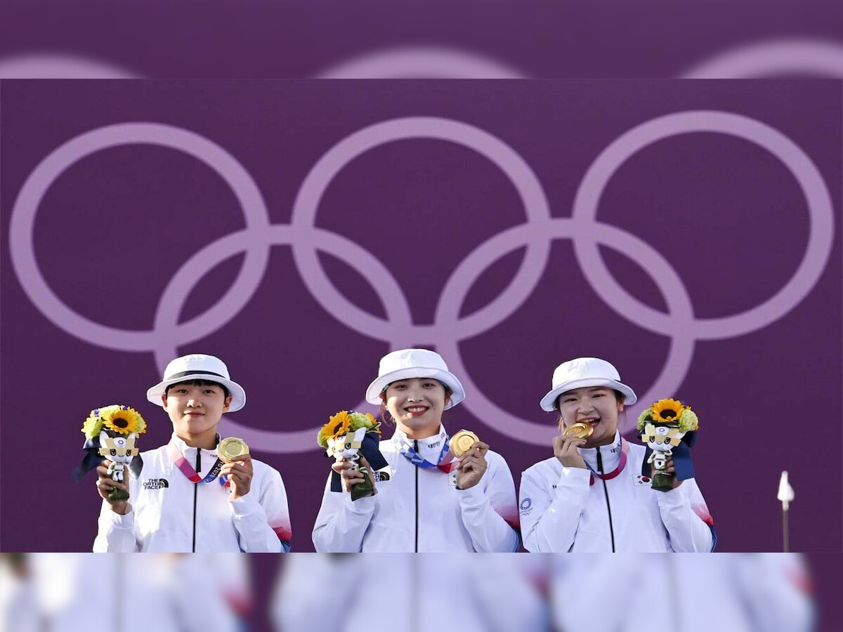 Even if you don't get a medal, you're still the best!!: Tokyo man motivates athletes everyday