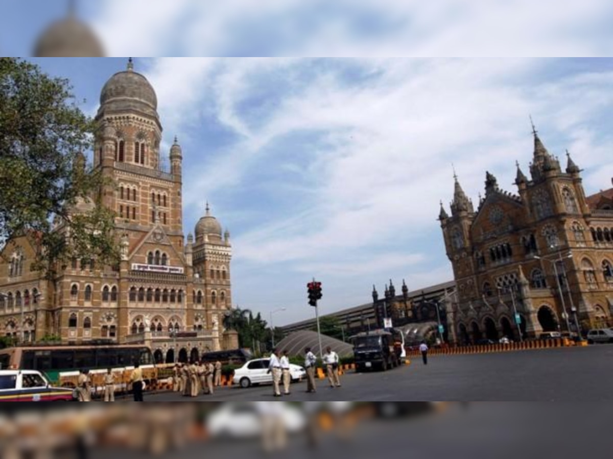 Mumbai Police detains 2 people in connection with hoax bomb scare at 3 railway stations, Amitabh Bachchan's home