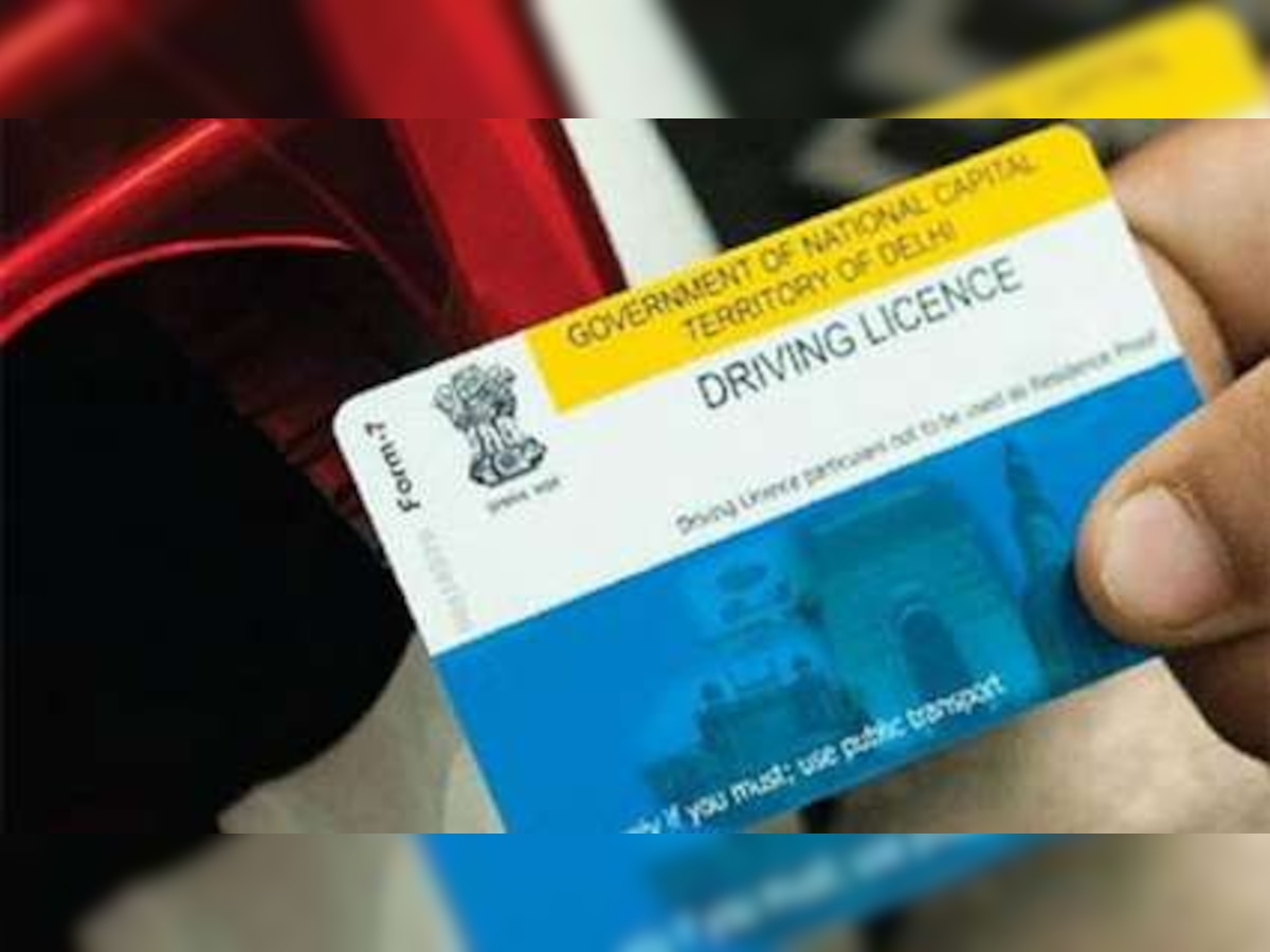 No need to carry your driving license all the time in Delhi - You can use THESE apps instead