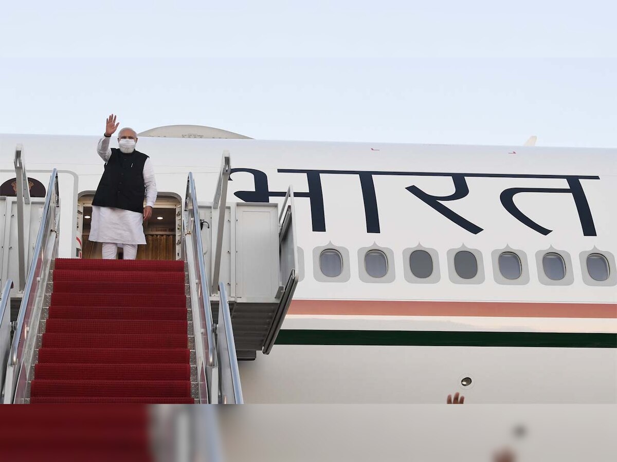 PM receives warm welcome in New York with 'Modi, Modi' and 'Bharat Mata Ki Jai' chants