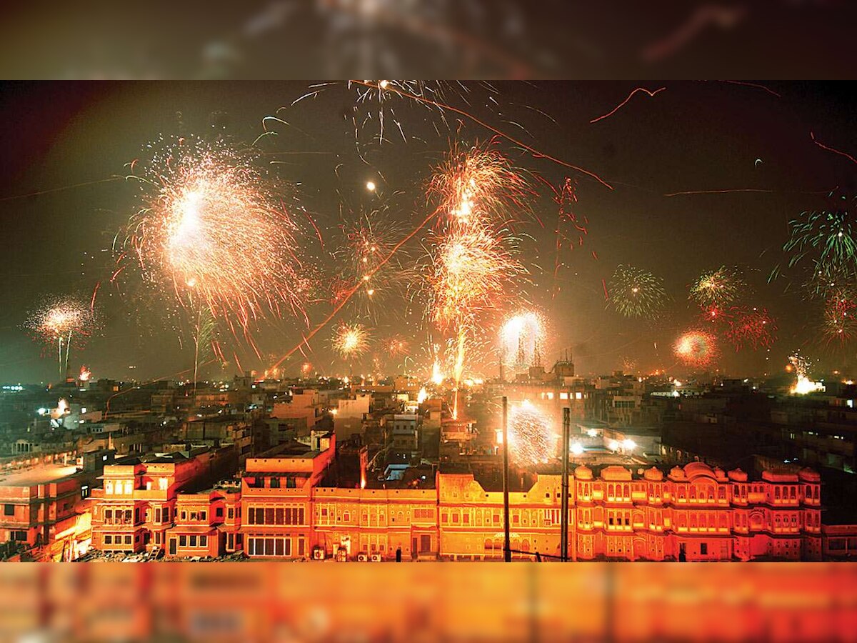 Delhi government imposes ban on sale, bursting of firecrackers till ...