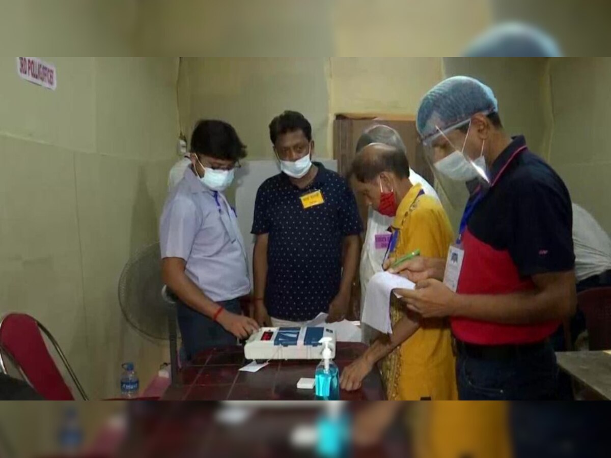 Bhabanipur bypoll: BJP candidate Priyanka Tibrewal alleges booth capturing attempt by TMC