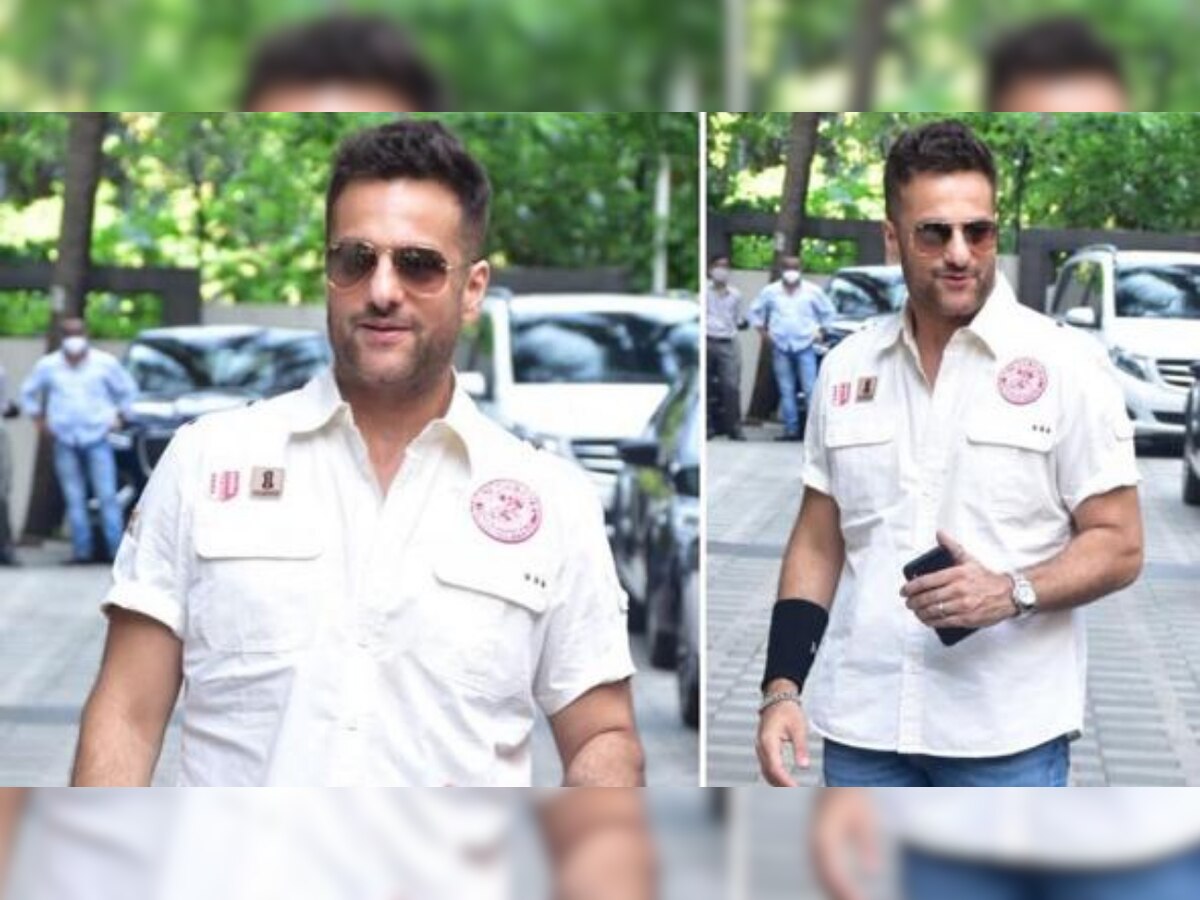 Fardeen Khan's latest photos go VIRAL, fans praise him for dramatic physical transformation