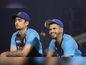 Watch: Ishan Kishan, Shreyas Iyer in awe of Virat Kohli's strokeplay ahead of India's game against New Zealand