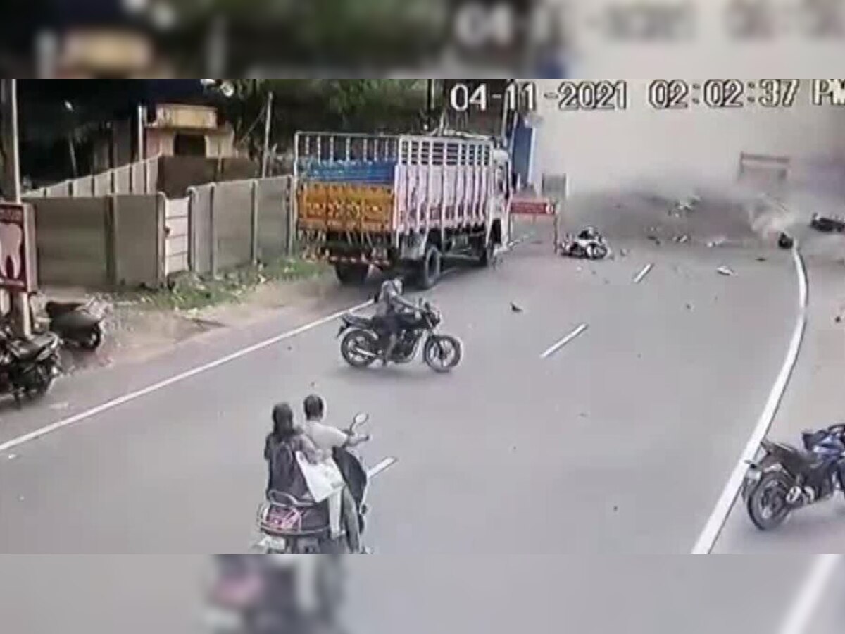 Caught on cam! Father, son die on spot after firecrackerladen scooter