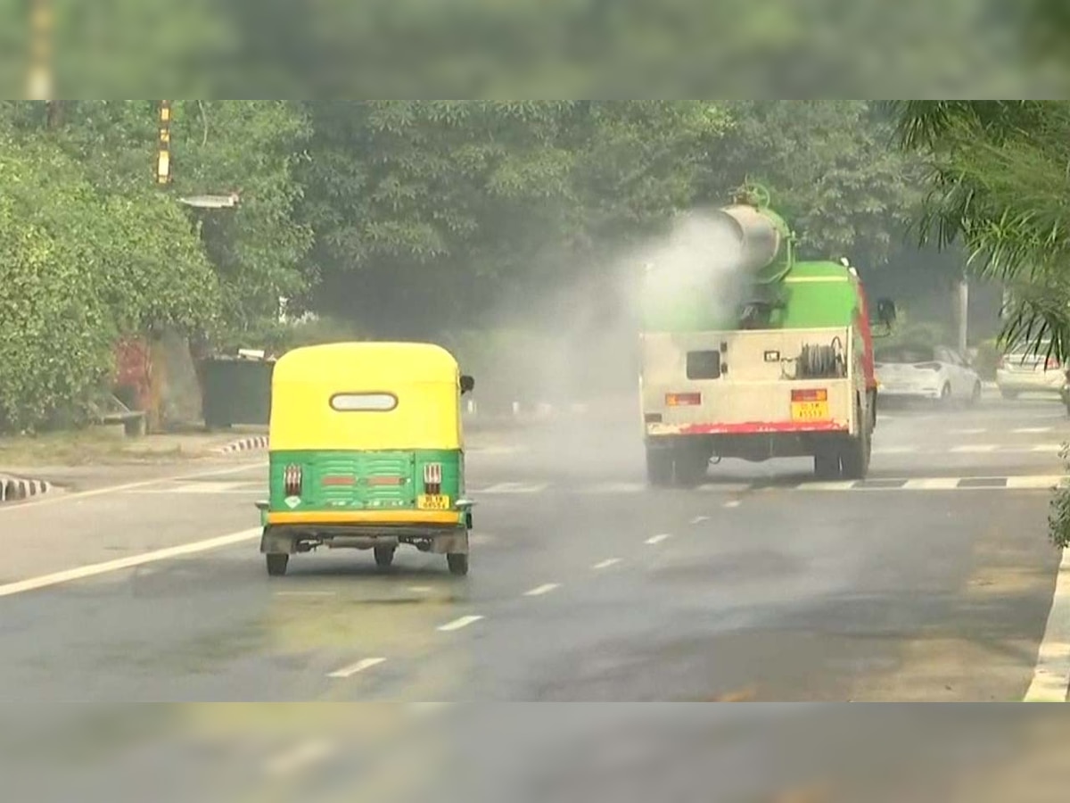 Delhi AQI likely to improve as strong winds flushes out pollutants, 92 construction sites banned