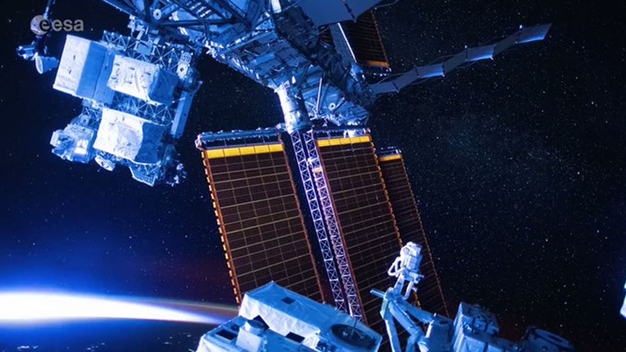 Astronaut Shares Breathtaking Timelapse Video Of Earth From Space