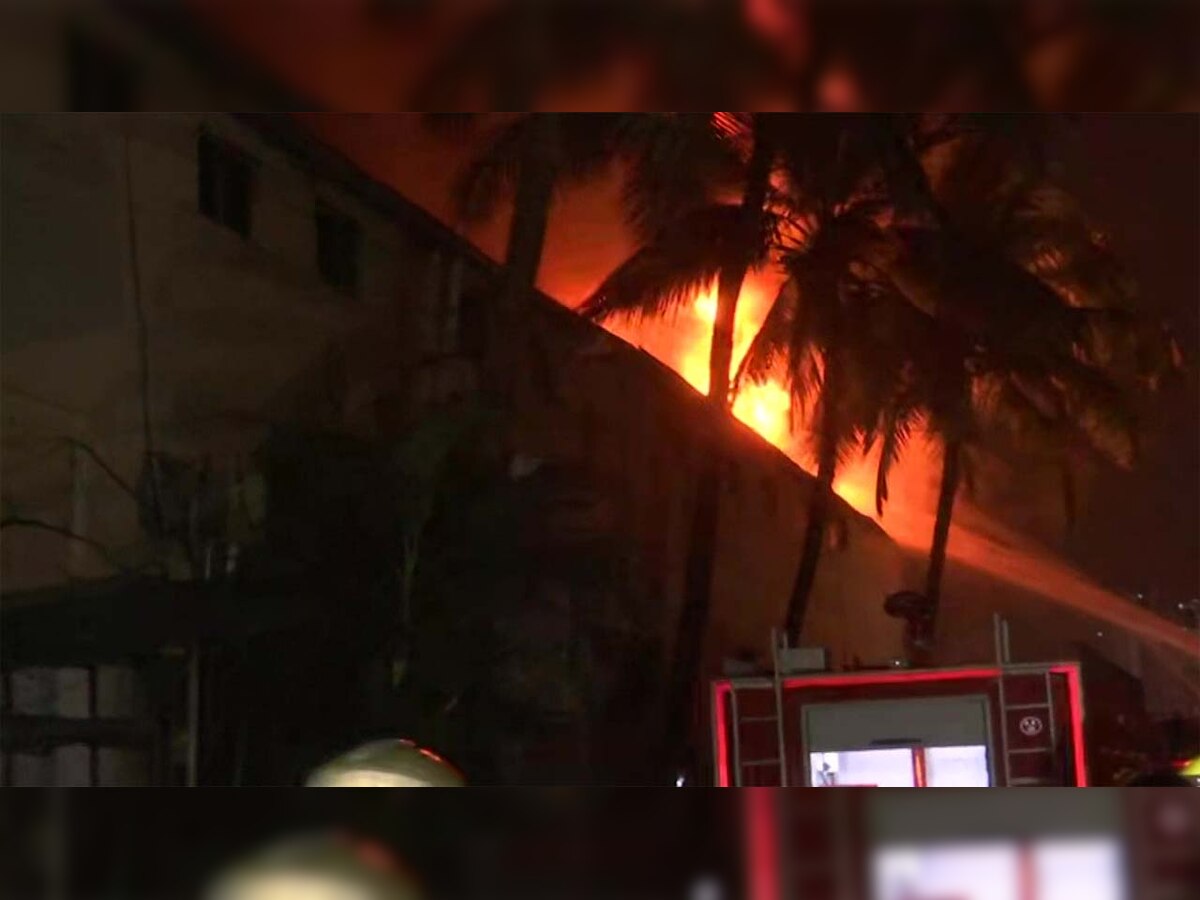 Major fire breaks at Samsung Service Centre in Mumbai's Kanjurmarg due to short circuit, no injuries reported