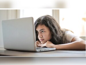 लैपटॉप अगर स्लो हो गया है, तो ऐसे बढ़ाएं स्पीड