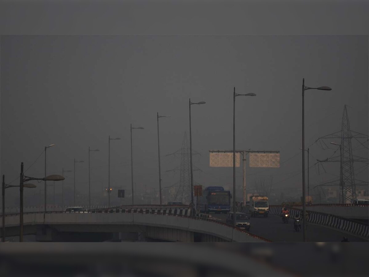 Delhi air pollution: Only CNG and electric vehicles allowed entry from today