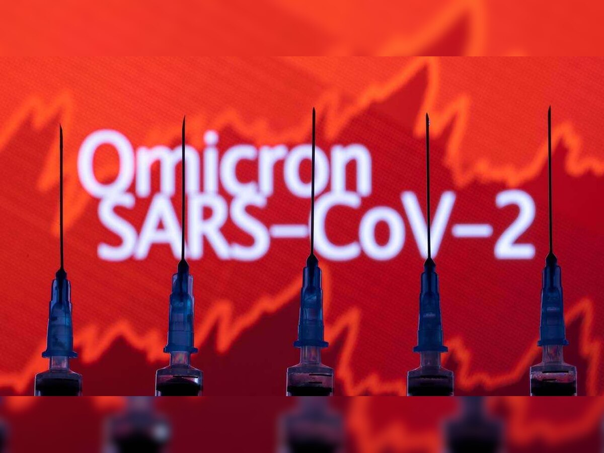 Does Omicron infection act as ‘natural vaccine’ against COVID-19? Experts refute rumours