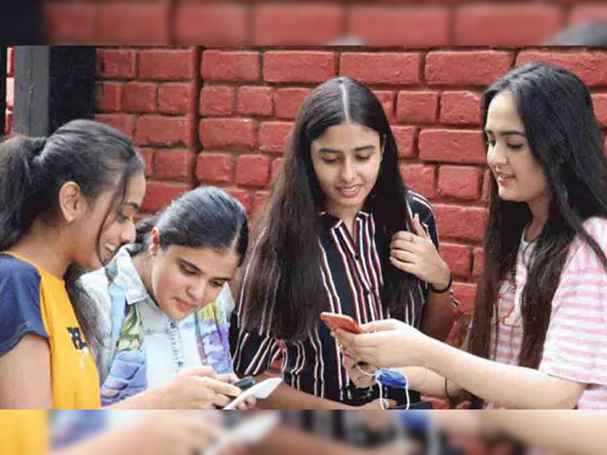 #CancelBoardExam2022: Students demand CBSE Class 10, 12 Board Exams cancellation amid Covid-19 surge