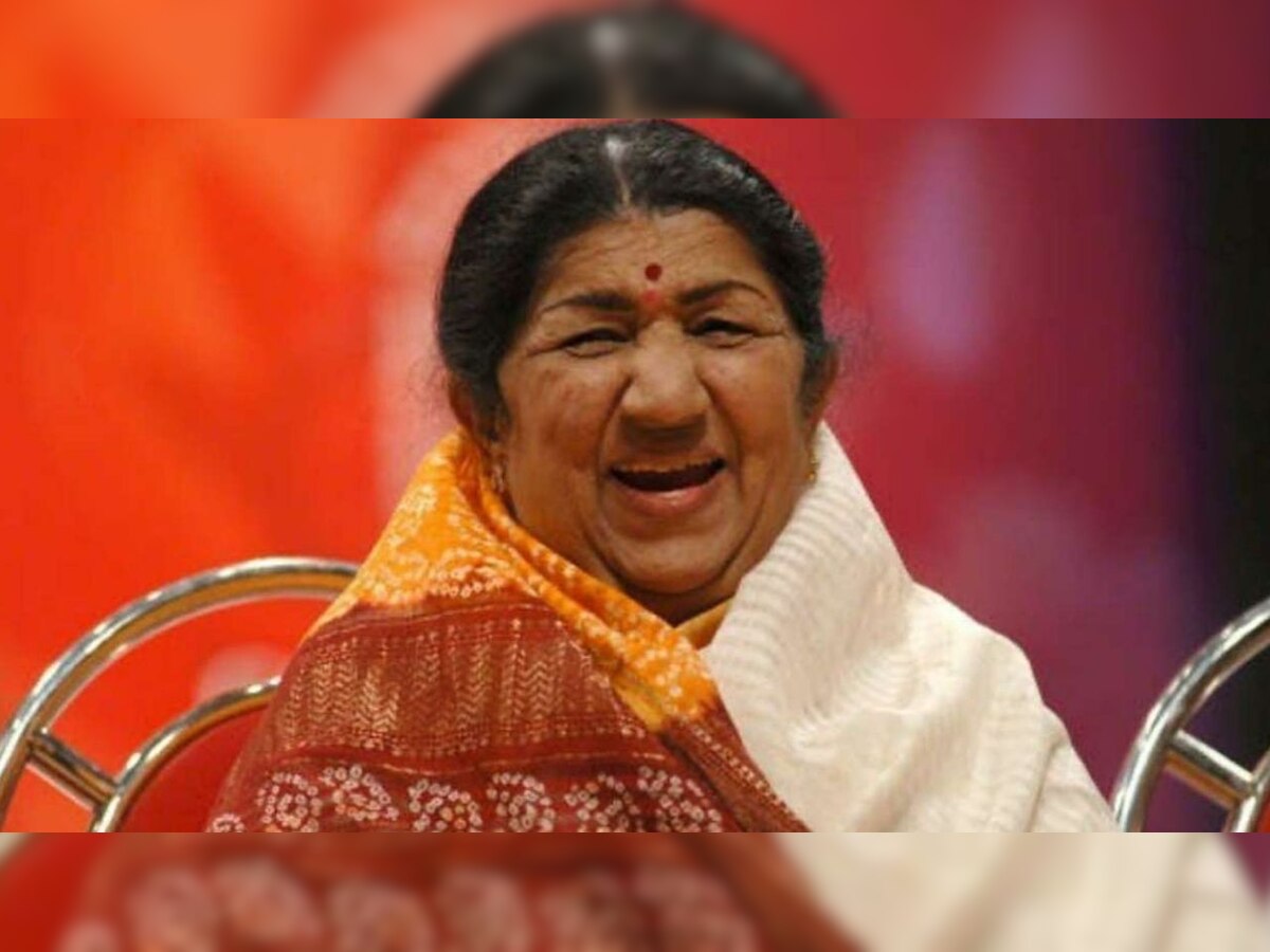 Lata Mangeshkar is stable, says Asha Bhosle after visiting sister