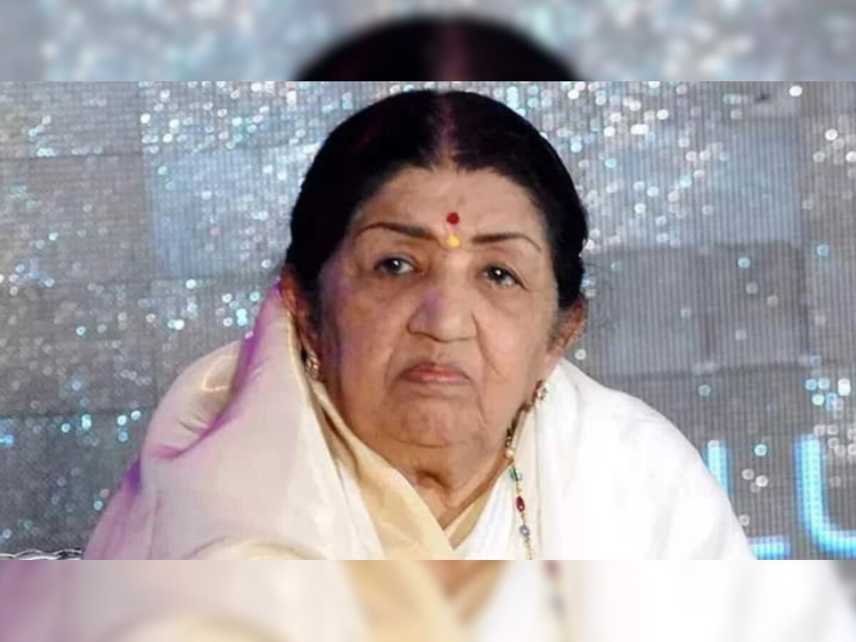 Lata Mangeshkar passes away LIVE update: Legendary singer laid to rest with state honors