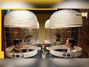 Japan का यह होटल लोगों को 'लालटेन' में बंद करके परोसता है खाना, वजह जान आप भी करेंगे तारीफ 