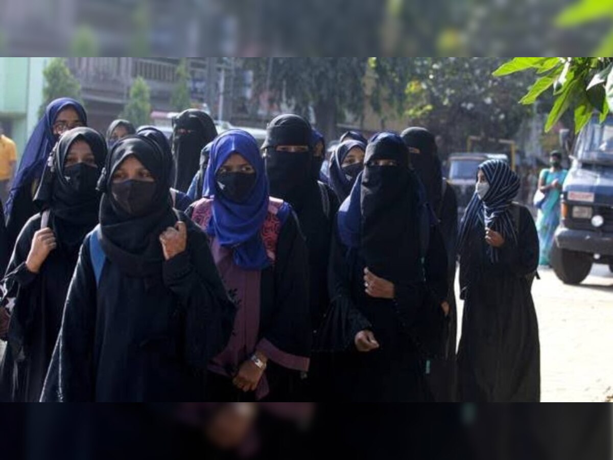 Hijab row: Karnataka bans gatherings, protests near schools, colleges for 2 weeks