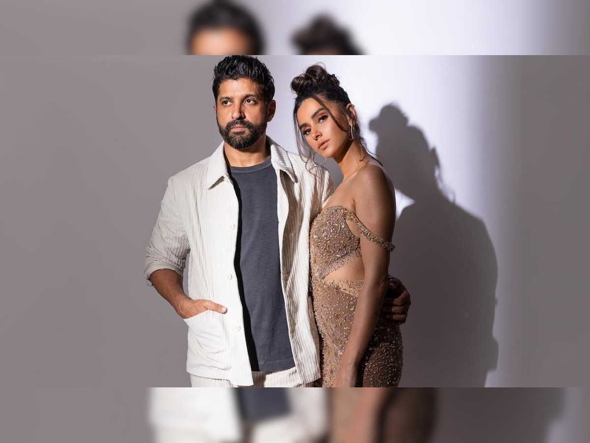 ‘You are pregnant’: Shibani Dandekar's latest photos with Farhan Akhtar spark pregnancy rumours