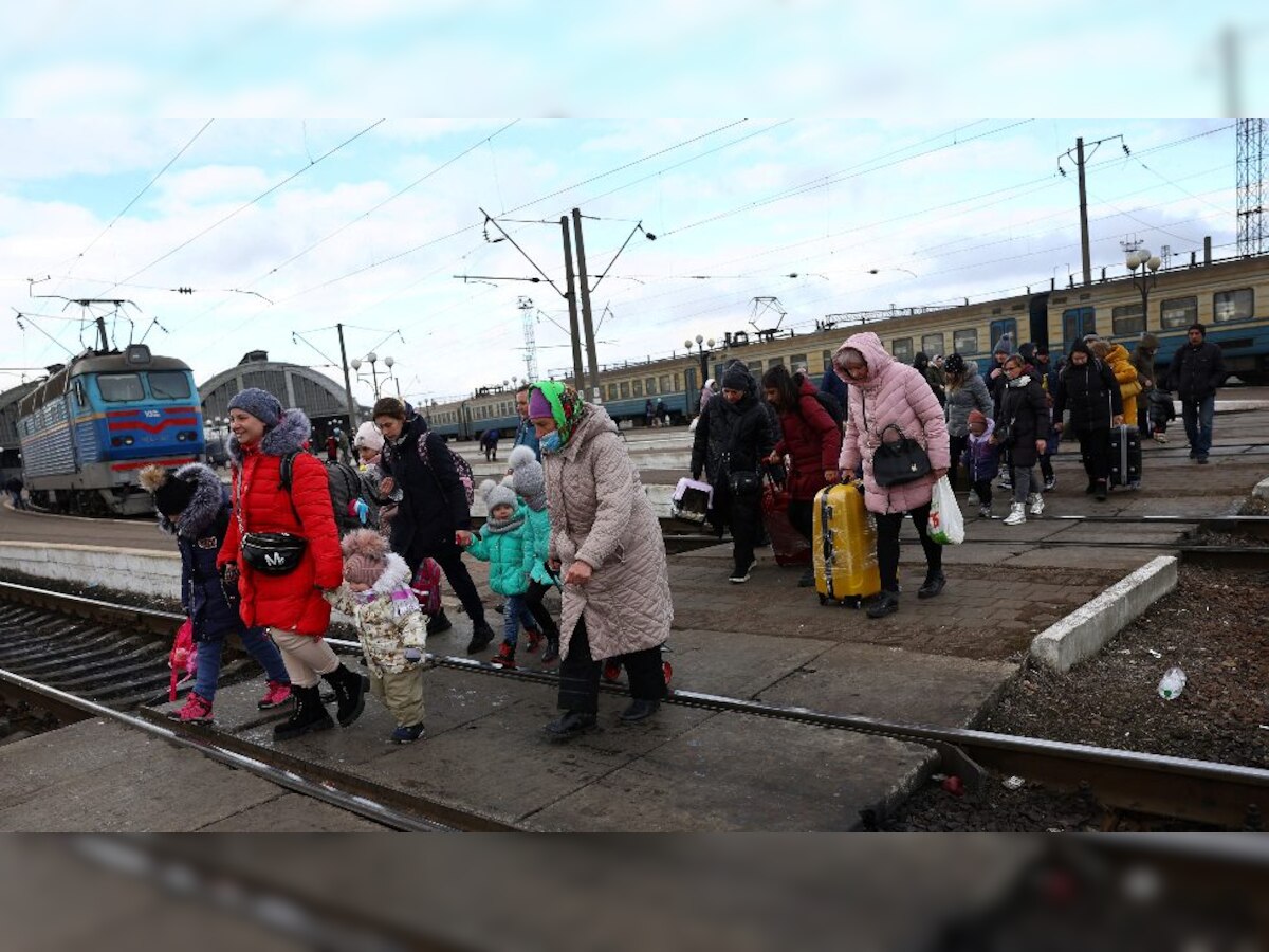 Russia-Ukraine War LIVE Updates: Refugee exodus reaches 2 million as people flee war-torn cities through safe corridors