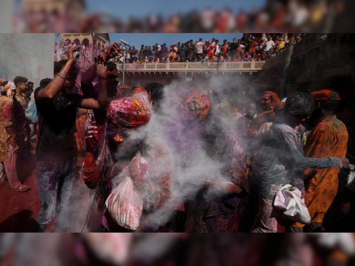 Holi 2022: Why do people wear white colour on festival of colours, know here