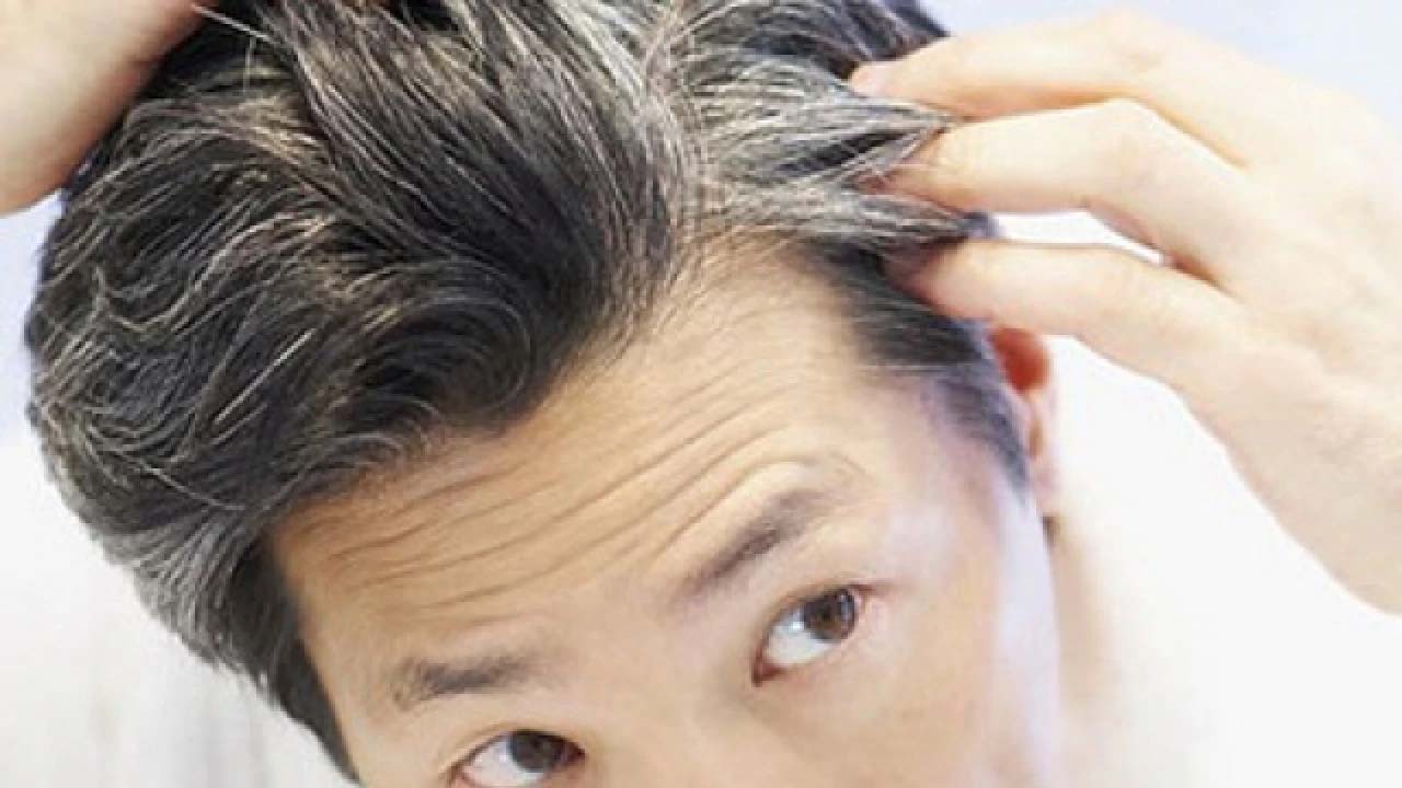 10 Herbal Remedies For Premature Greying Beard! - Boldsky.com