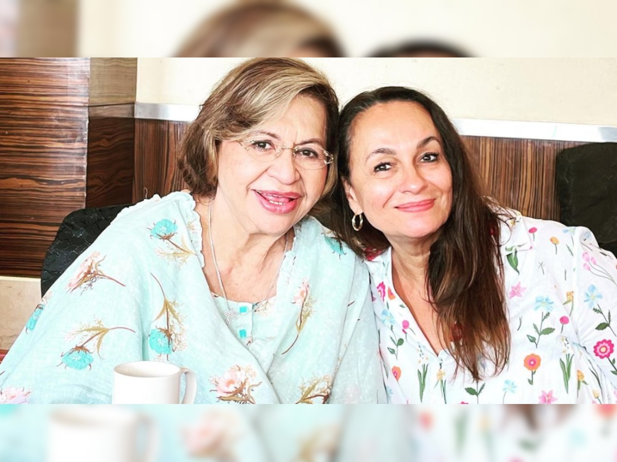 Soni Razdan, Helen are all smiles as they reunite after 20 years, photo goes viral
