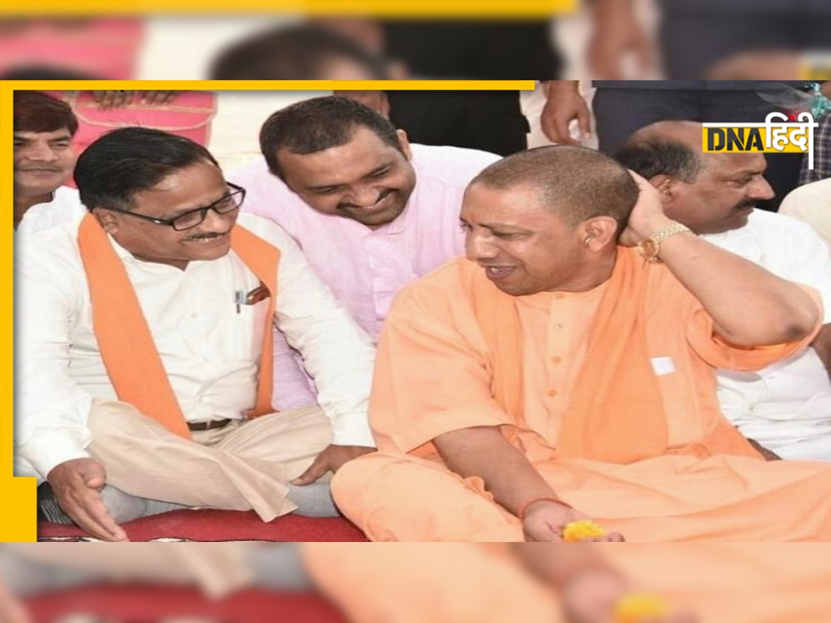 Gorakhpur से जिस नेता का टिकट काटकर CM Yogi ने लड़ा था चुनाव, अब उसने शुरू किया यह काम