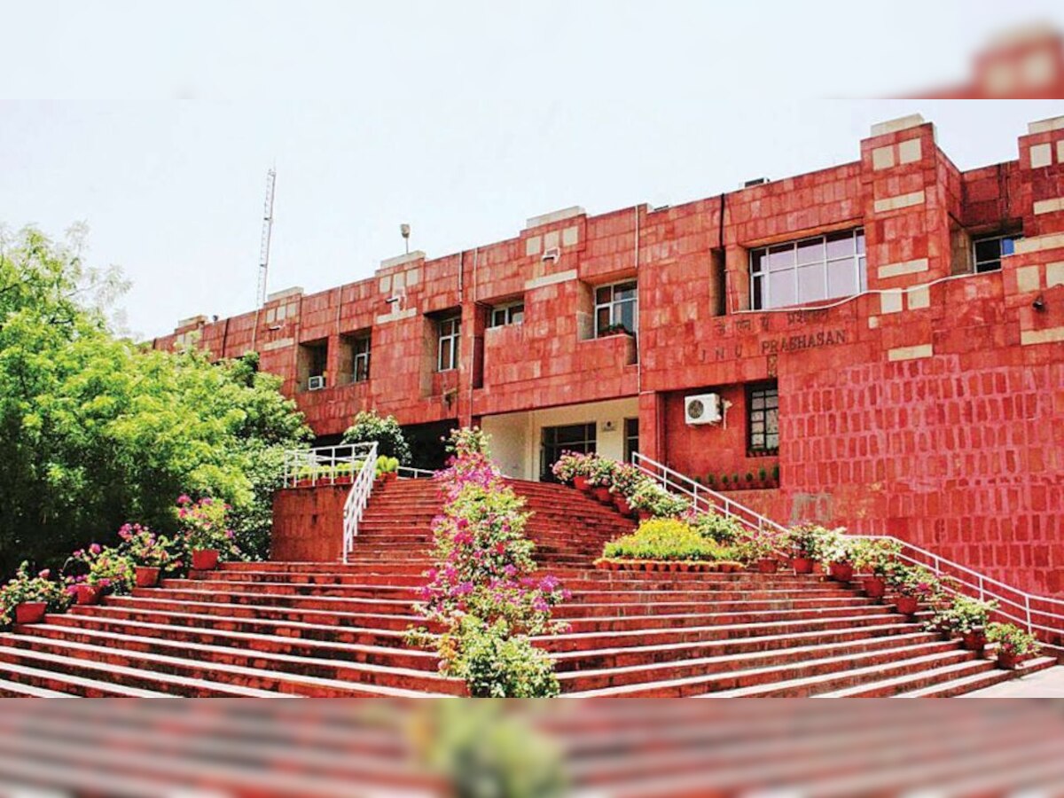 Two student groups clash in JNU, some sustain injuries