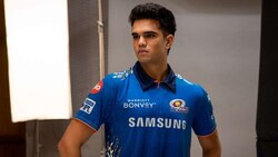 Arjun Tendulkar to debut vs Lucknow Super Giants? Sister Sara's comments on MI's post says this