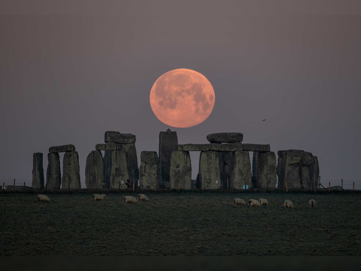 Rare ‘pink moon’ to be visible tonight: Check out date, time and stunning images