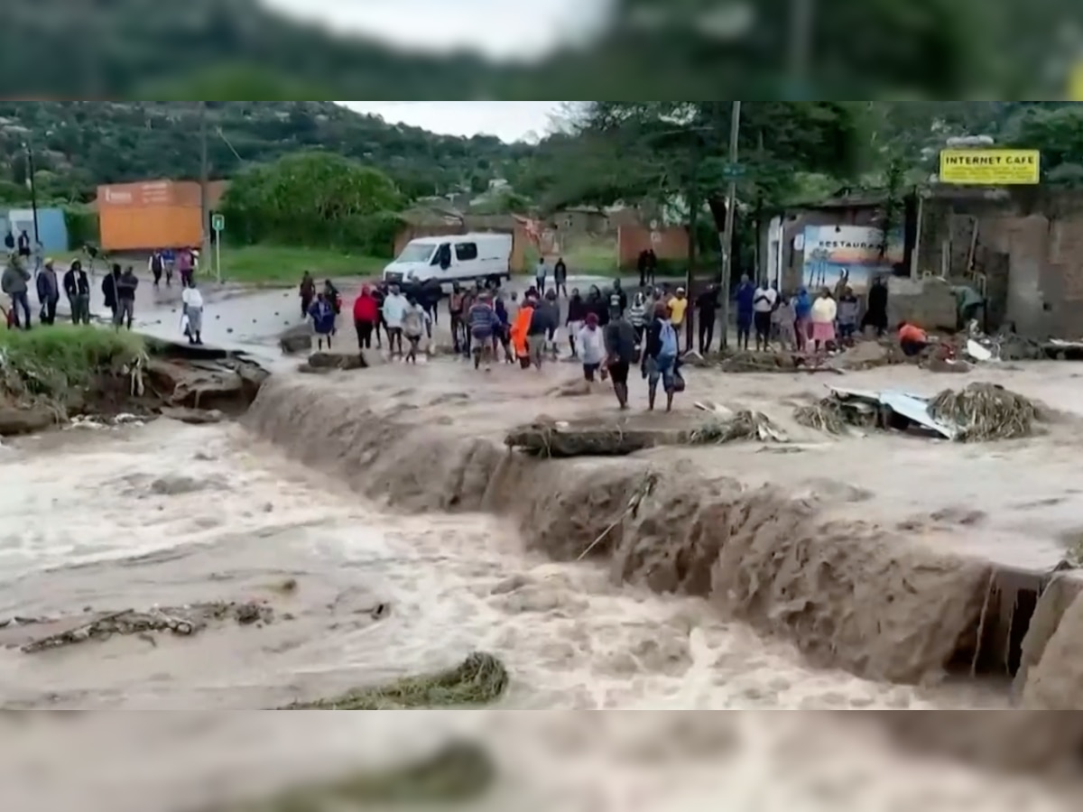South Africa Flood: Many left homeless; over 400 feared dead 