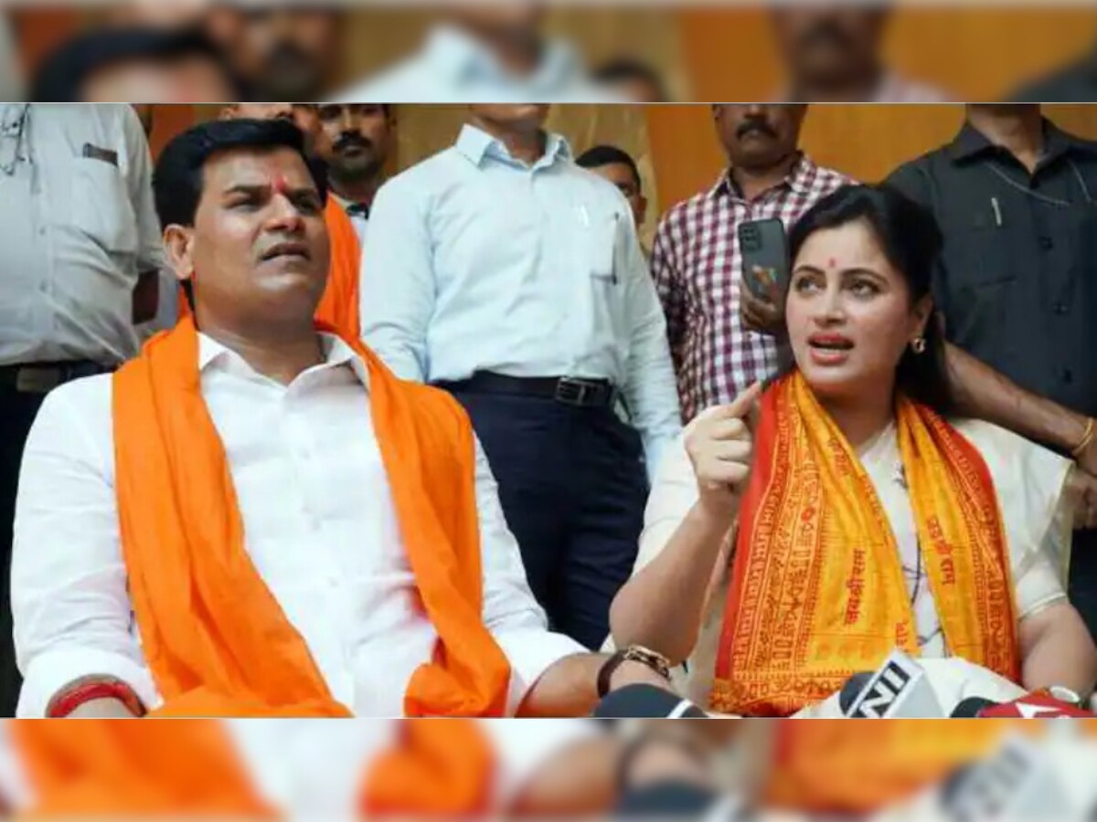 Hanuman Chalisa Row: Navneet, Ravi Rana's lawyer calls their arrests 'illegal'