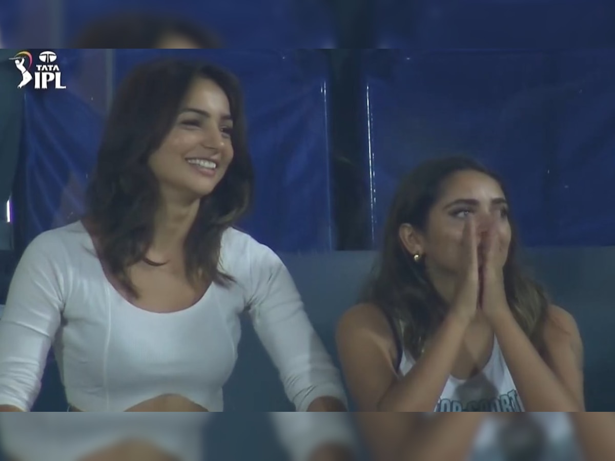 IPL 2022: Two 'mystery girls' spotted during SRH vs GT match, photos go viral