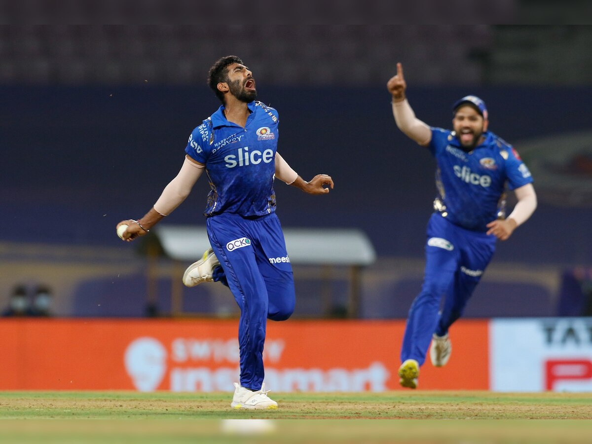 KKR vs MI: Jasprit Bumrah bowls 3-wicket maiden over, records career best IPL figures of 5/10